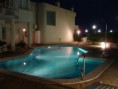 Luz-Hermoso primera linea playa-Piscina